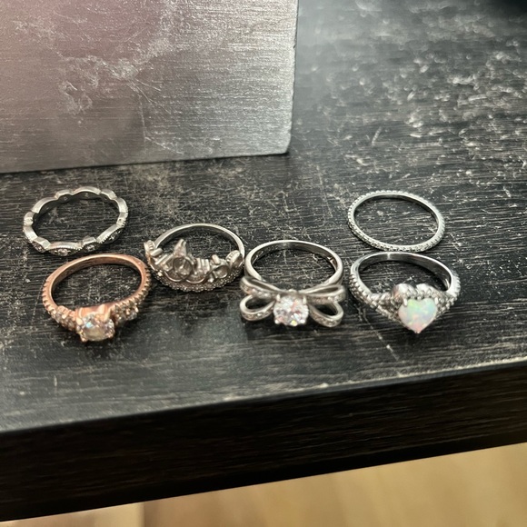 Rings - Picture 1 of 2